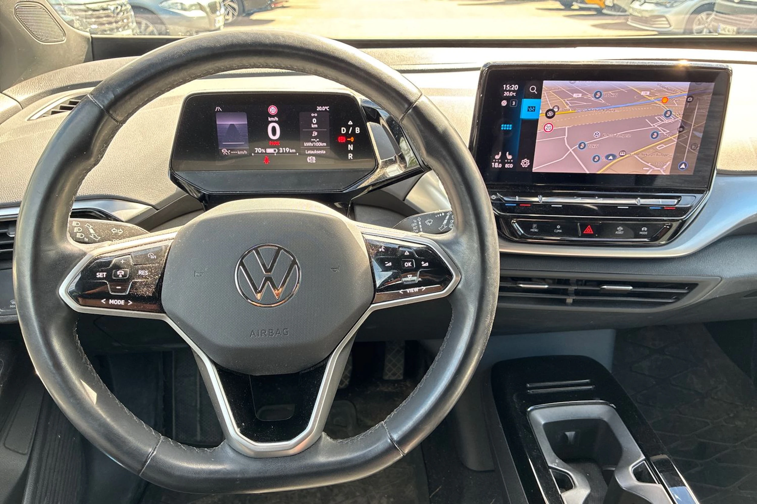 harmaa Volkswagen ID.4 2022 kuva 4.
