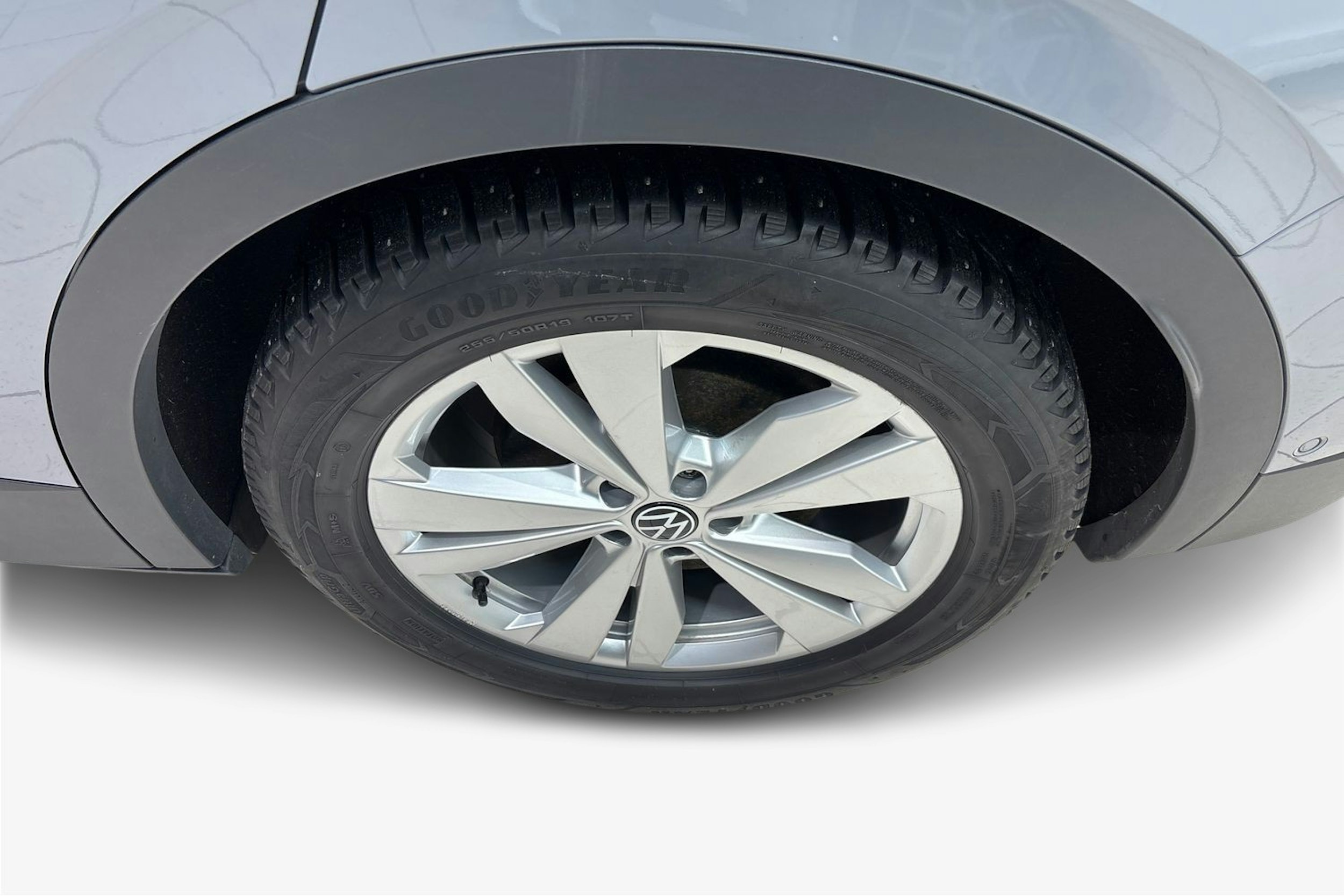 harmaa Volkswagen ID.4 2022 kuva 11.