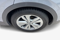 harmaa Volkswagen ID.4 2022 kuva 11.