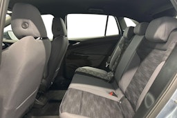 sininen Volkswagen ID.4 2022 kuva 10.