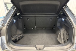 sininen Volkswagen ID.4 2022 kuva 31.