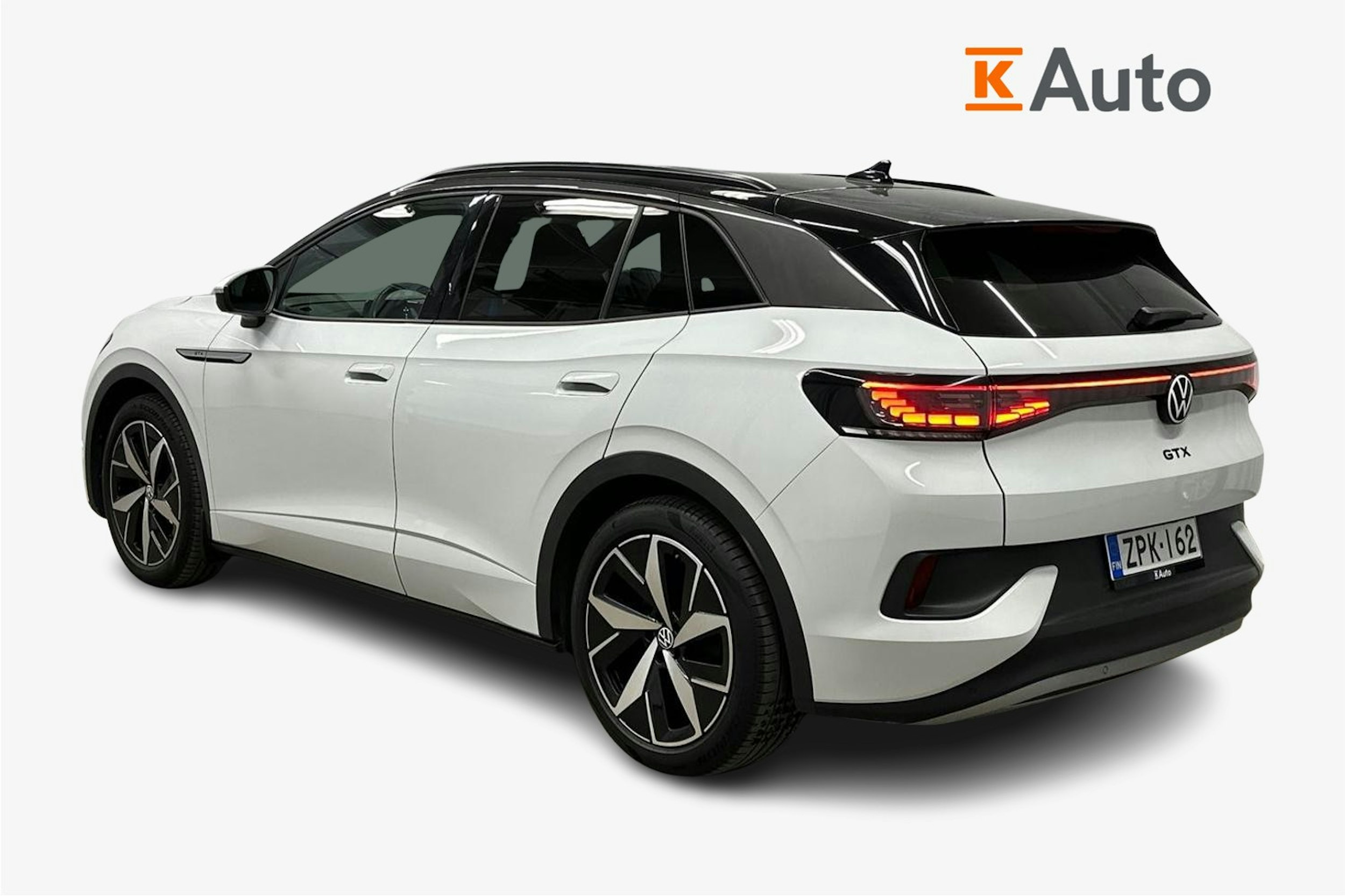valkoinen Volkswagen ID.4 2022 kuva 2.