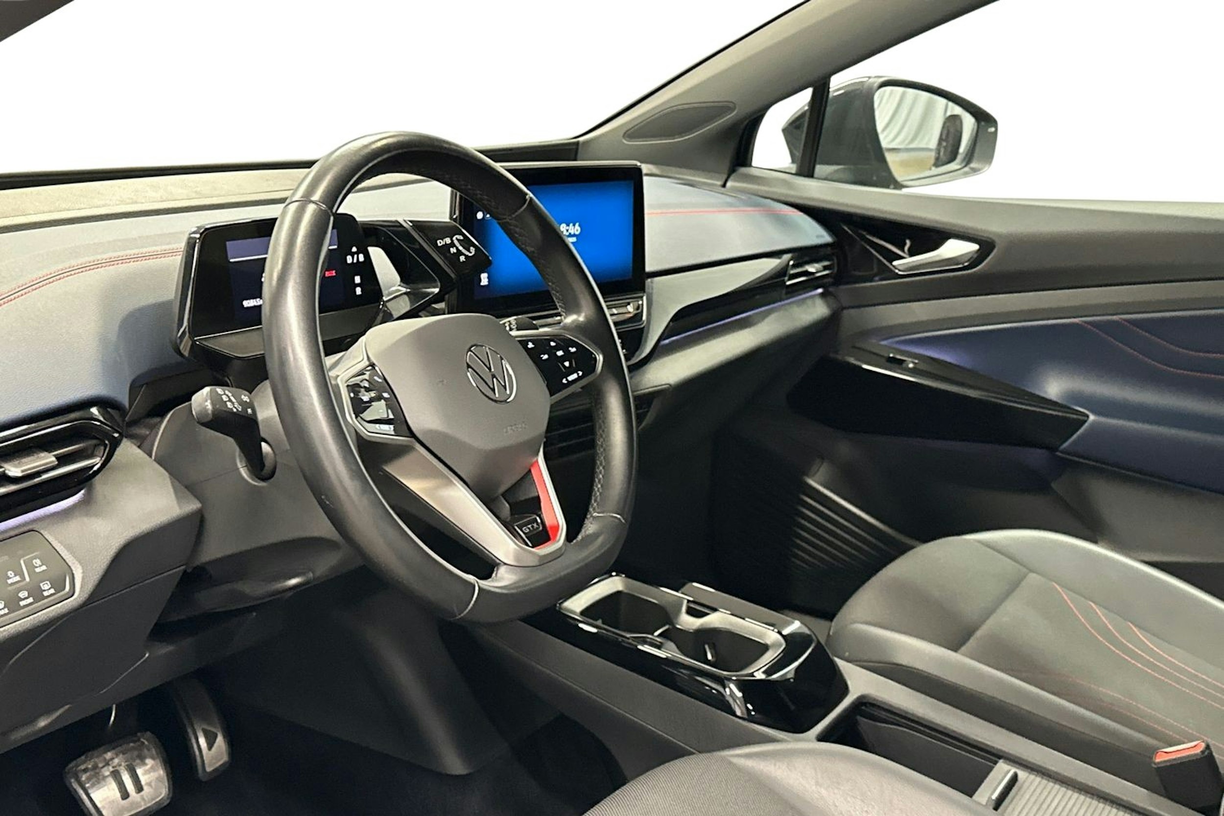 harmaa Volkswagen ID.4 2022 kuva 7.