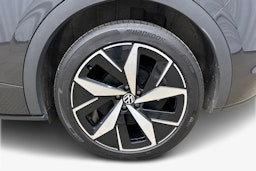 harmaa Volkswagen ID.4 2022 kuva 11.