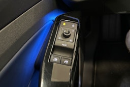 harmaa Volkswagen ID.4 2022 kuva 18.