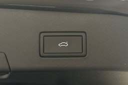 harmaa Volkswagen ID.4 2022 kuva 16.