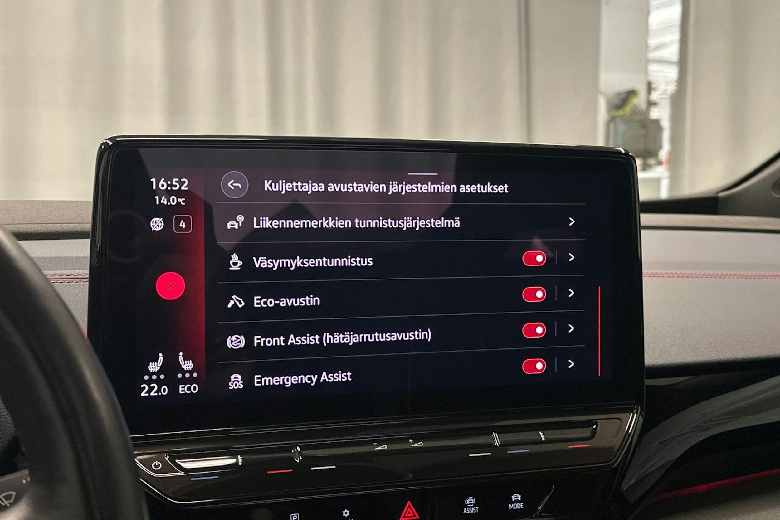 harmaa Volkswagen ID.4 2022 kuva 30.