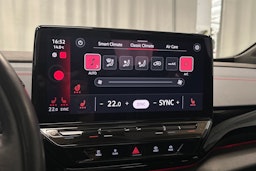 harmaa Volkswagen ID.4 2022 kuva 32.
