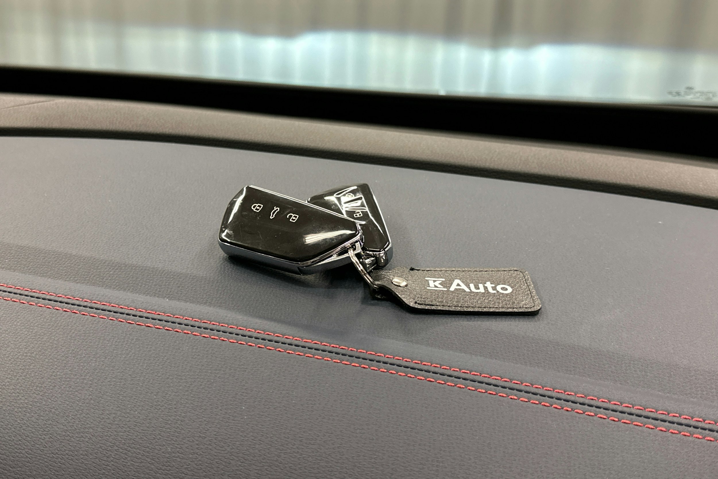 musta Volkswagen ID.4 2022 kuva 24.