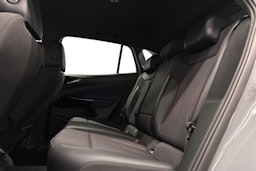 harmaa Volkswagen ID.4 2022 kuva 10.