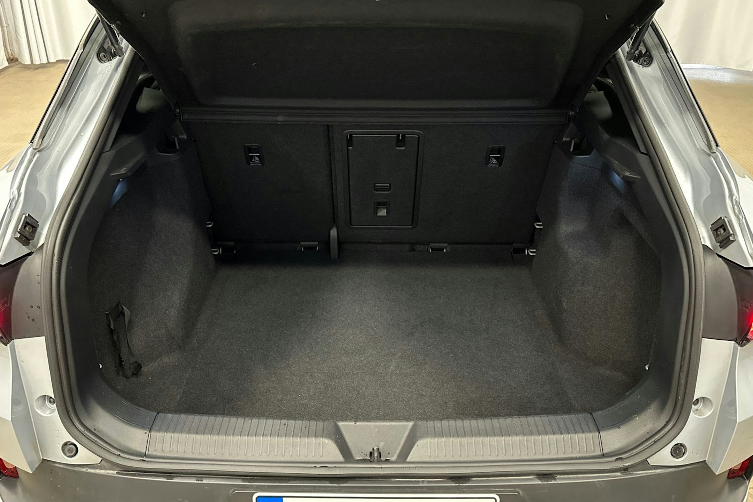 hopea Volkswagen ID.4 2022 kuva 14.