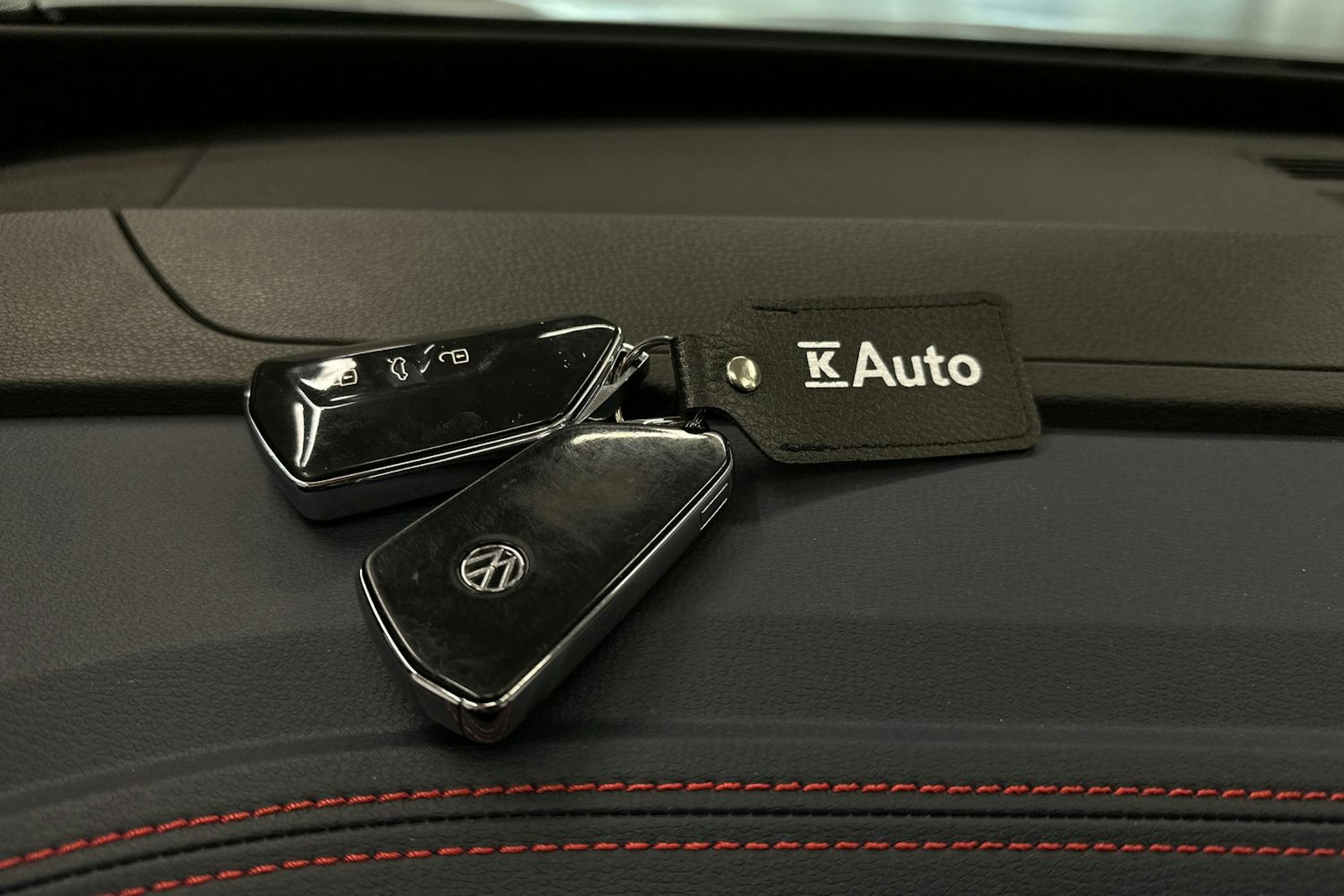hopea Volkswagen ID.4 2022 kuva 34.