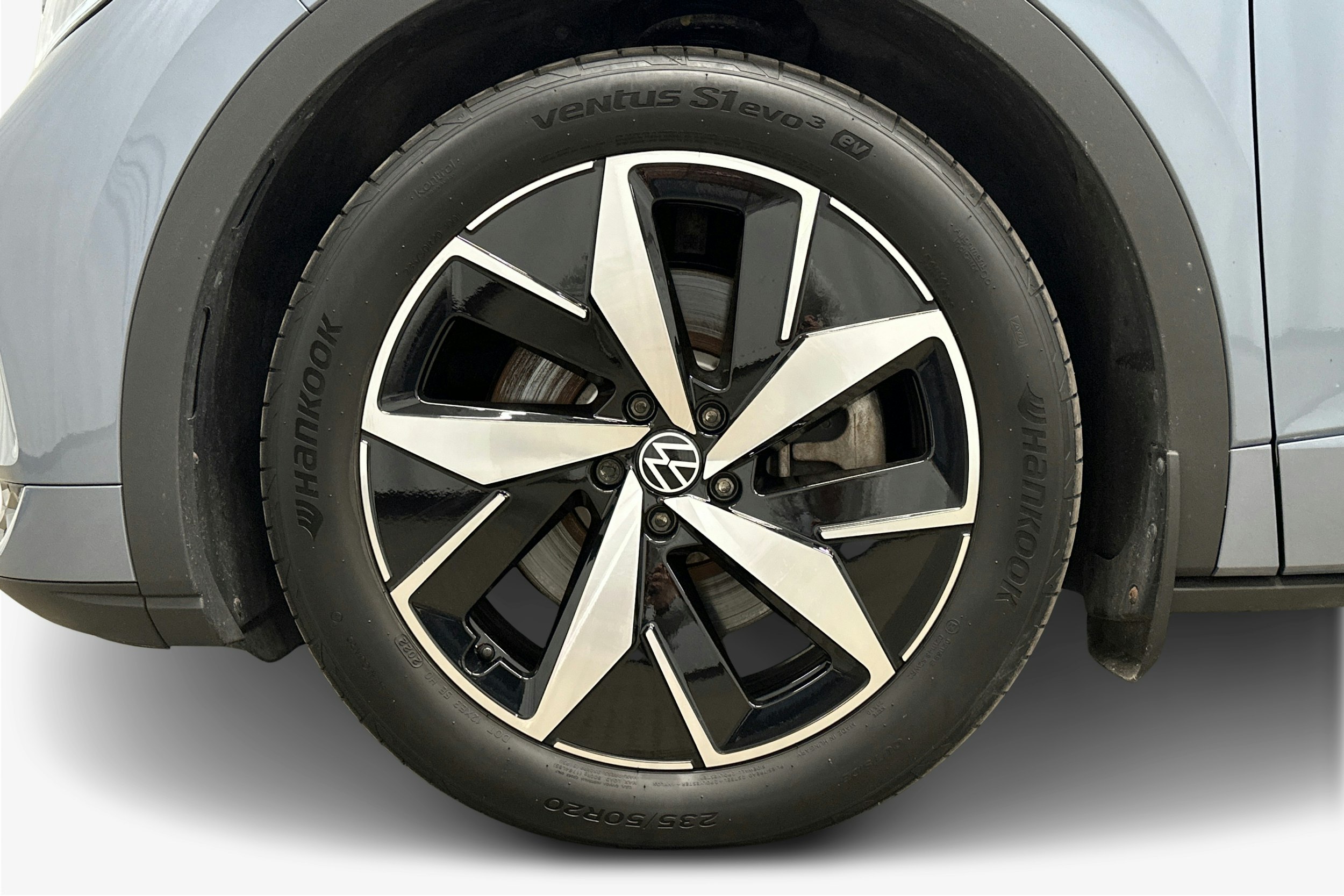 sininen Volkswagen ID.4 2022 kuva 9.