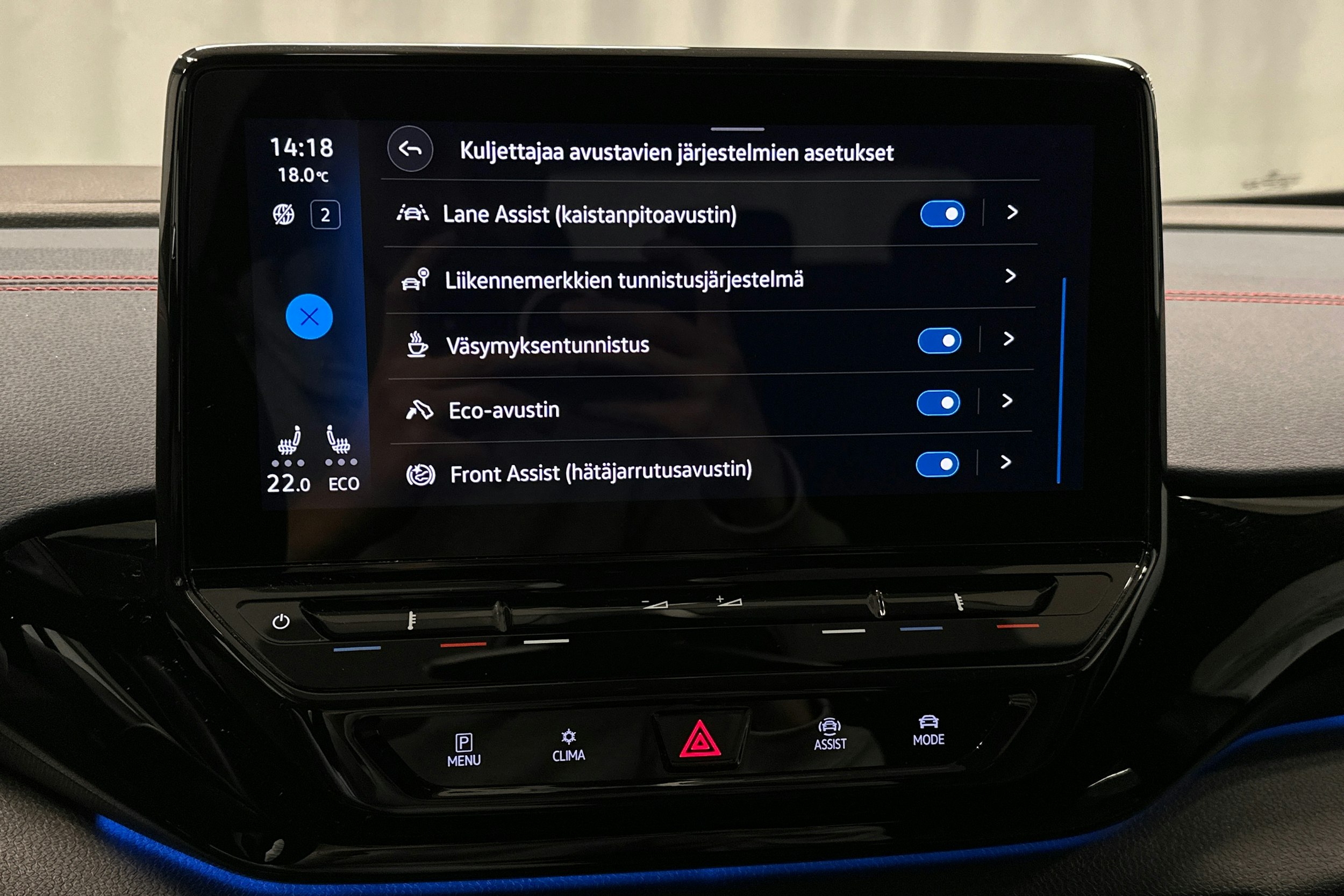 sininen Volkswagen ID.4 2022 kuva 24.