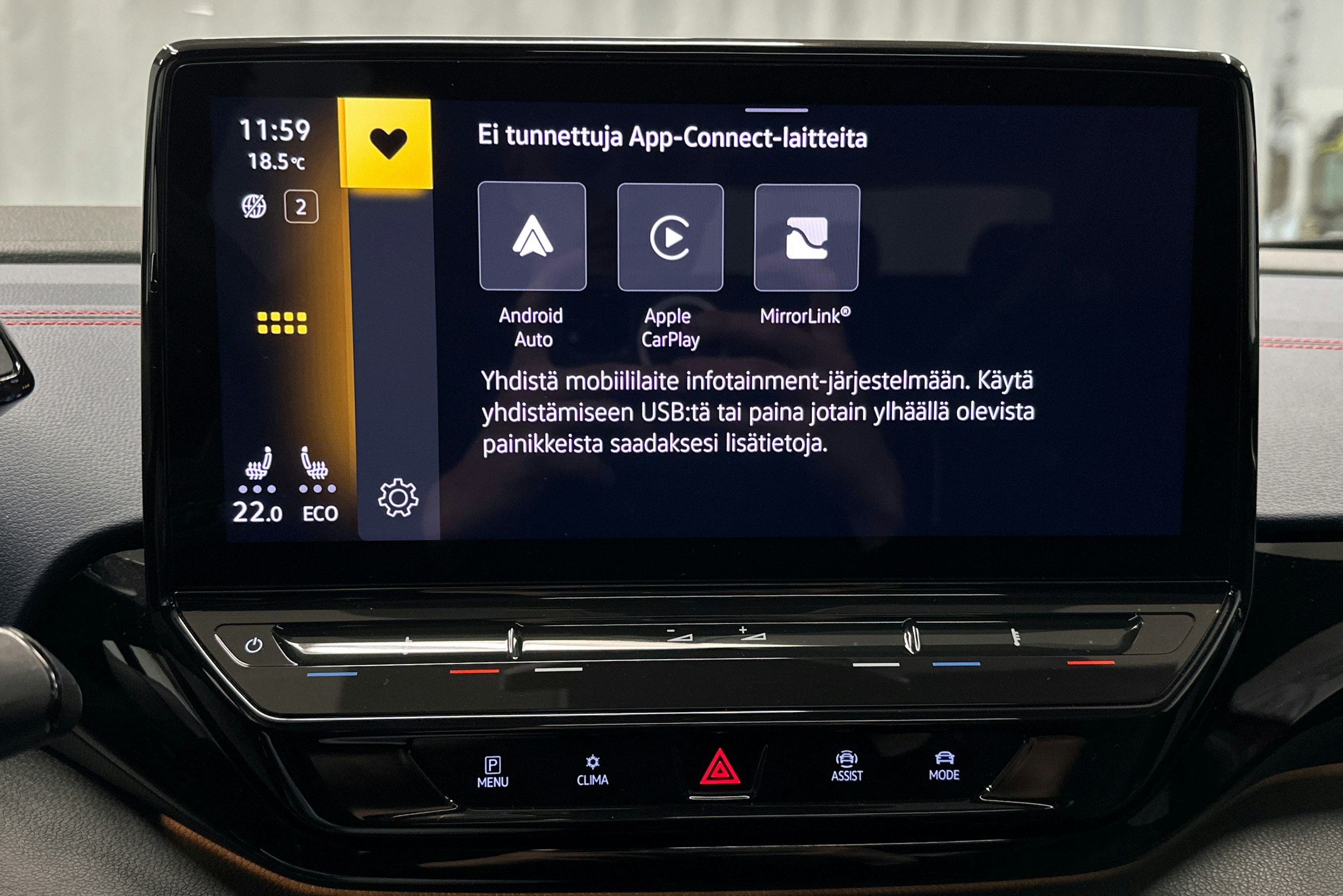 punainen Volkswagen ID.4 2022 kuva 23.