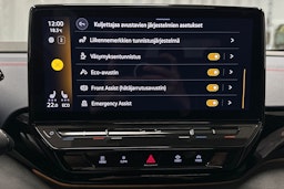 punainen Volkswagen ID.4 2022 kuva 27.