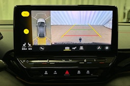 punainen Volkswagen ID.4 2022 kuva 28.