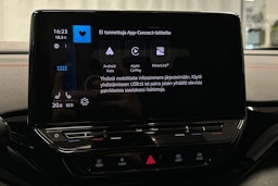 musta Volkswagen ID.4 2022 kuva 18.