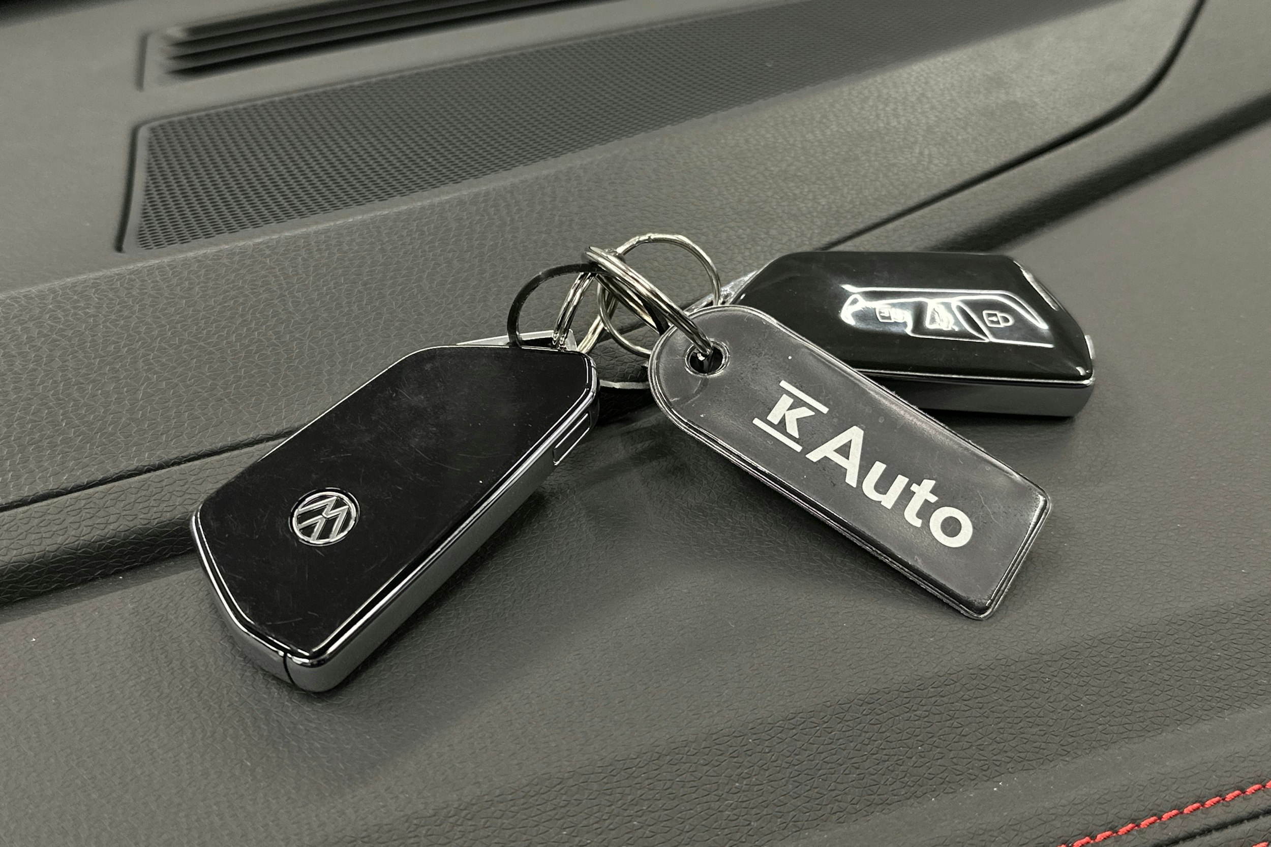 musta Volkswagen ID.4 2022 kuva 24.