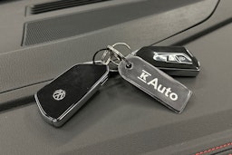 musta Volkswagen ID.4 2022 kuva 24.