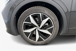 musta Volkswagen ID.4 2022 kuva 12.