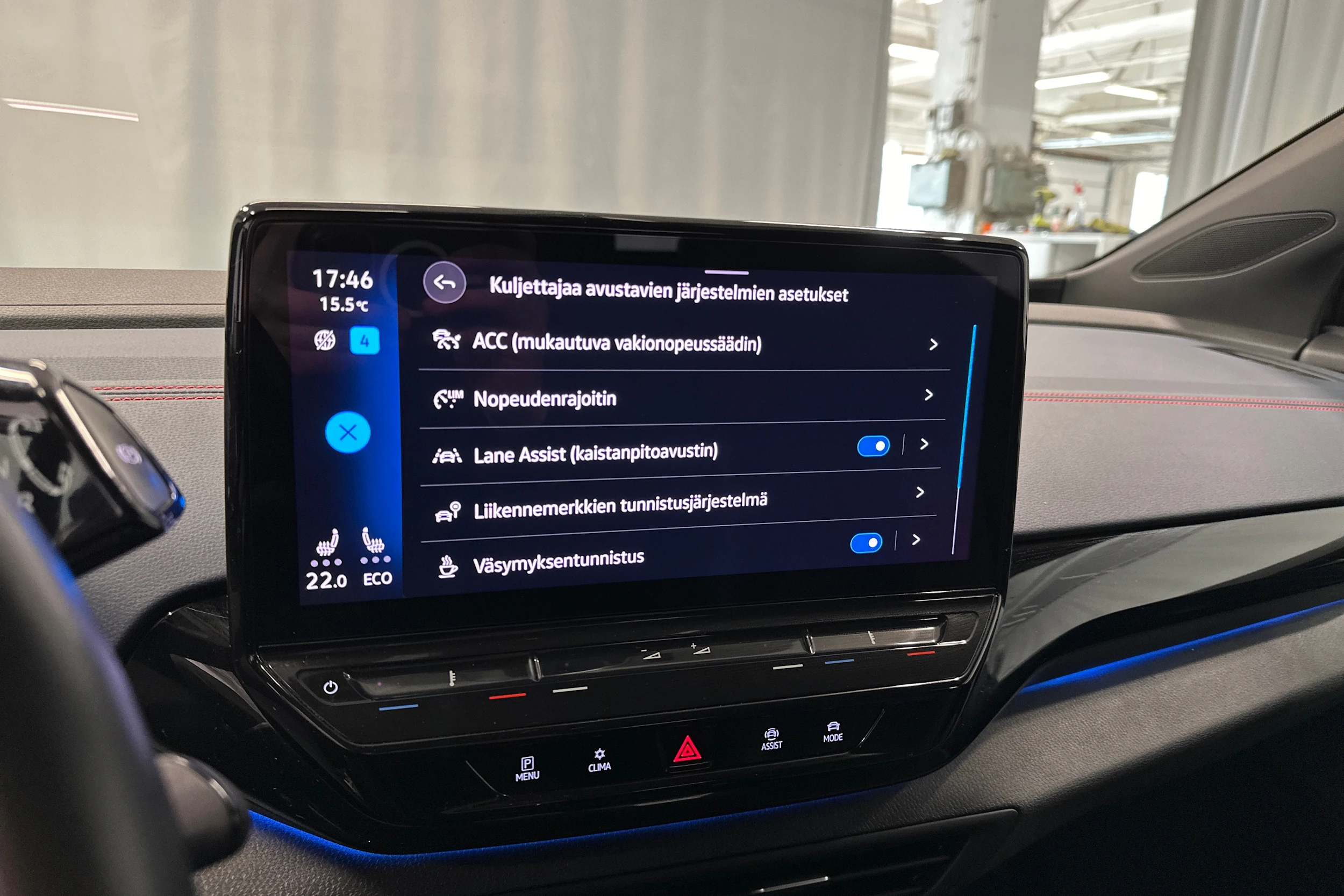 musta Volkswagen ID.4 2022 kuva 26.