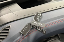 musta Volkswagen ID.4 2022 kuva 30.