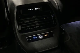 valkoinen Volkswagen ID.4 2022 kuva 16.