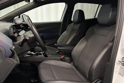 valkoinen Volkswagen ID.4 2022 kuva 17.