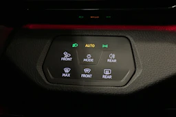 valkoinen Volkswagen ID.4 2022 kuva 21.