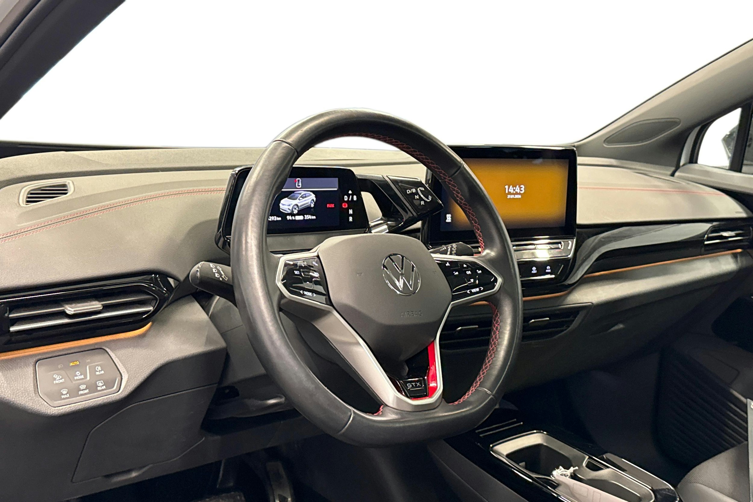 valkoinen Volkswagen ID.4 2023 kuva 3.