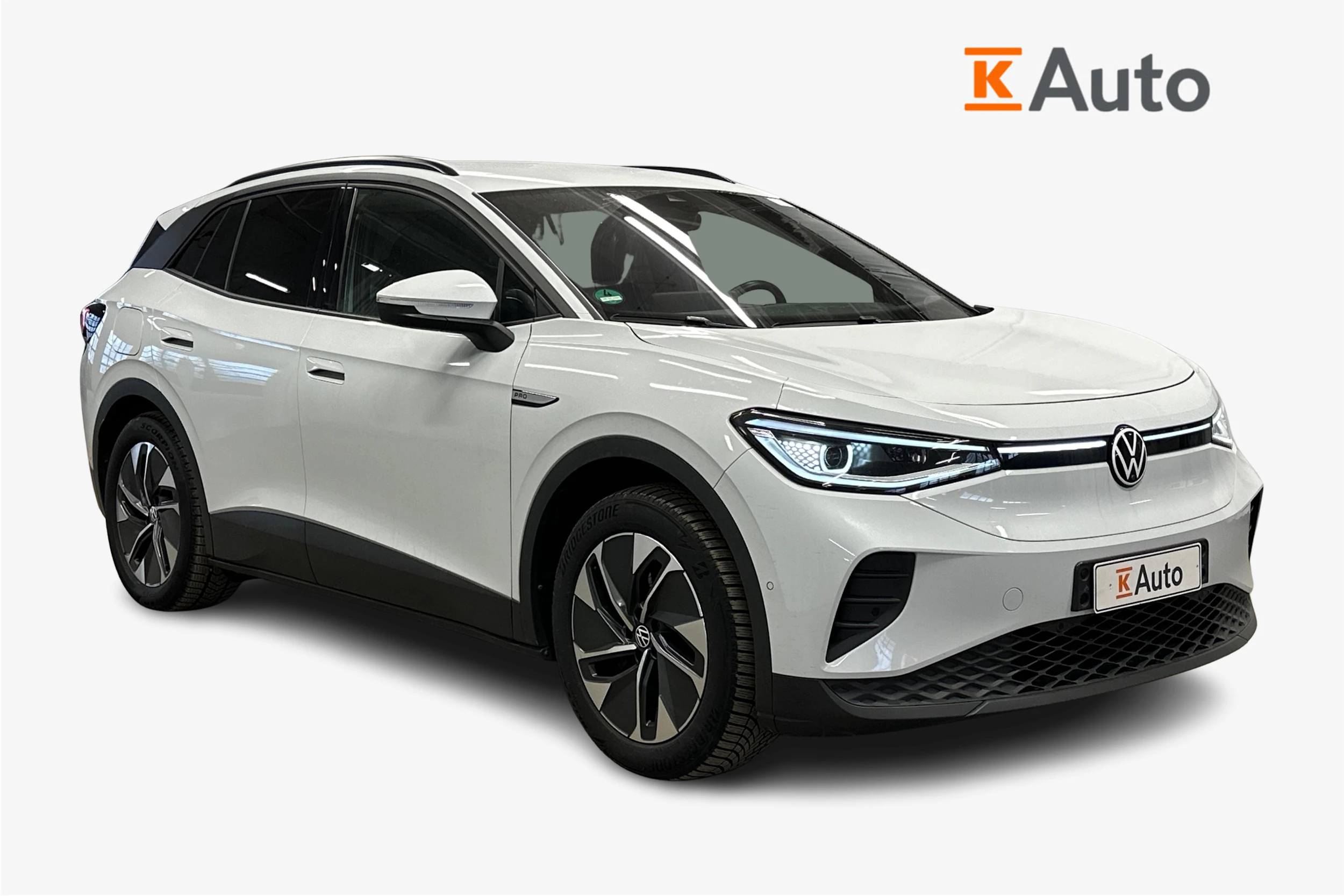 valkoinen Volkswagen ID.4 2023 kuva 1.