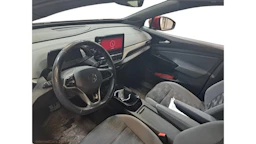 met. punainen Volkswagen ID.4 2023 kuva 4.