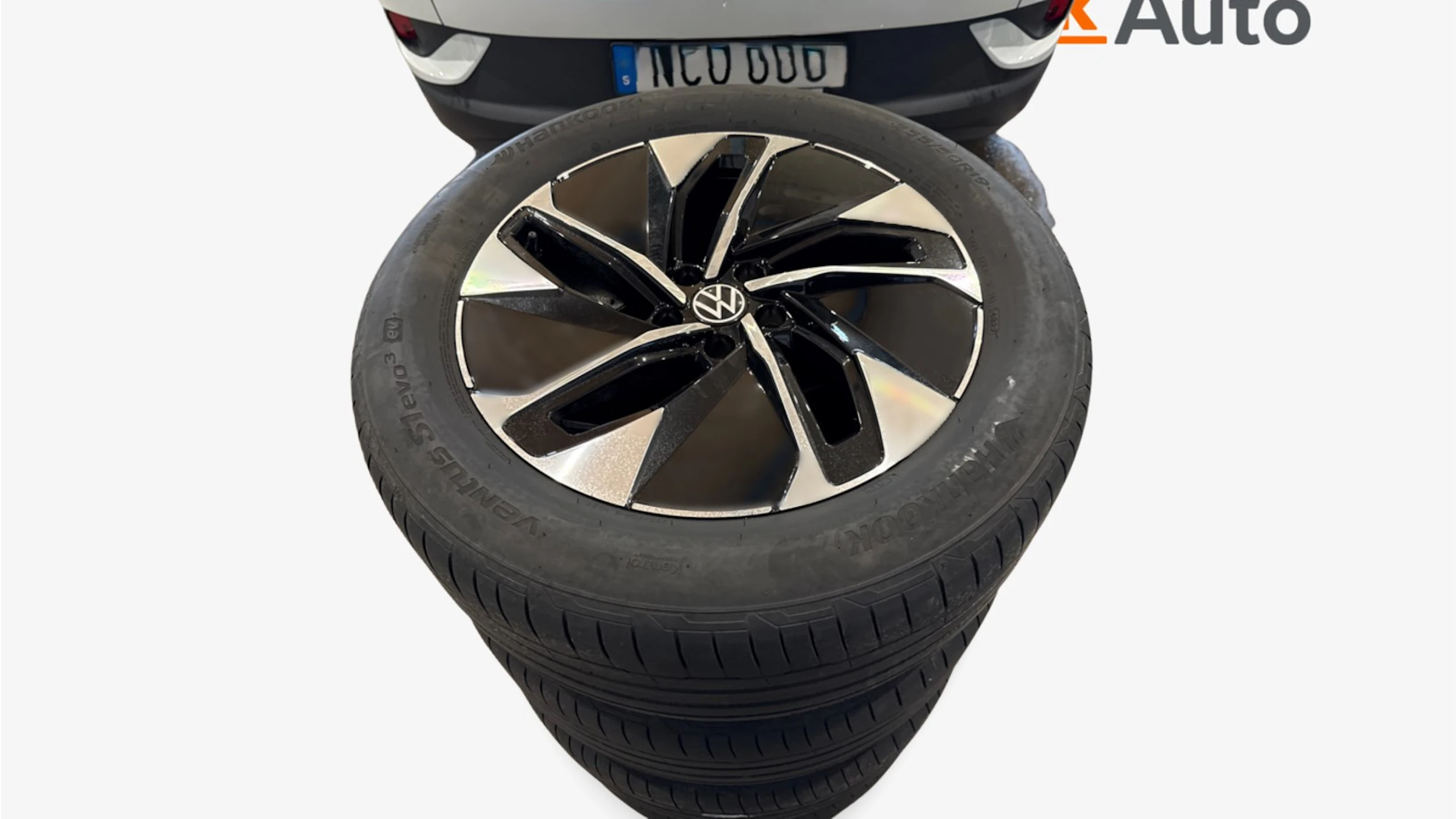 met. valkoinen Volkswagen ID.4 2023 kuva 7.