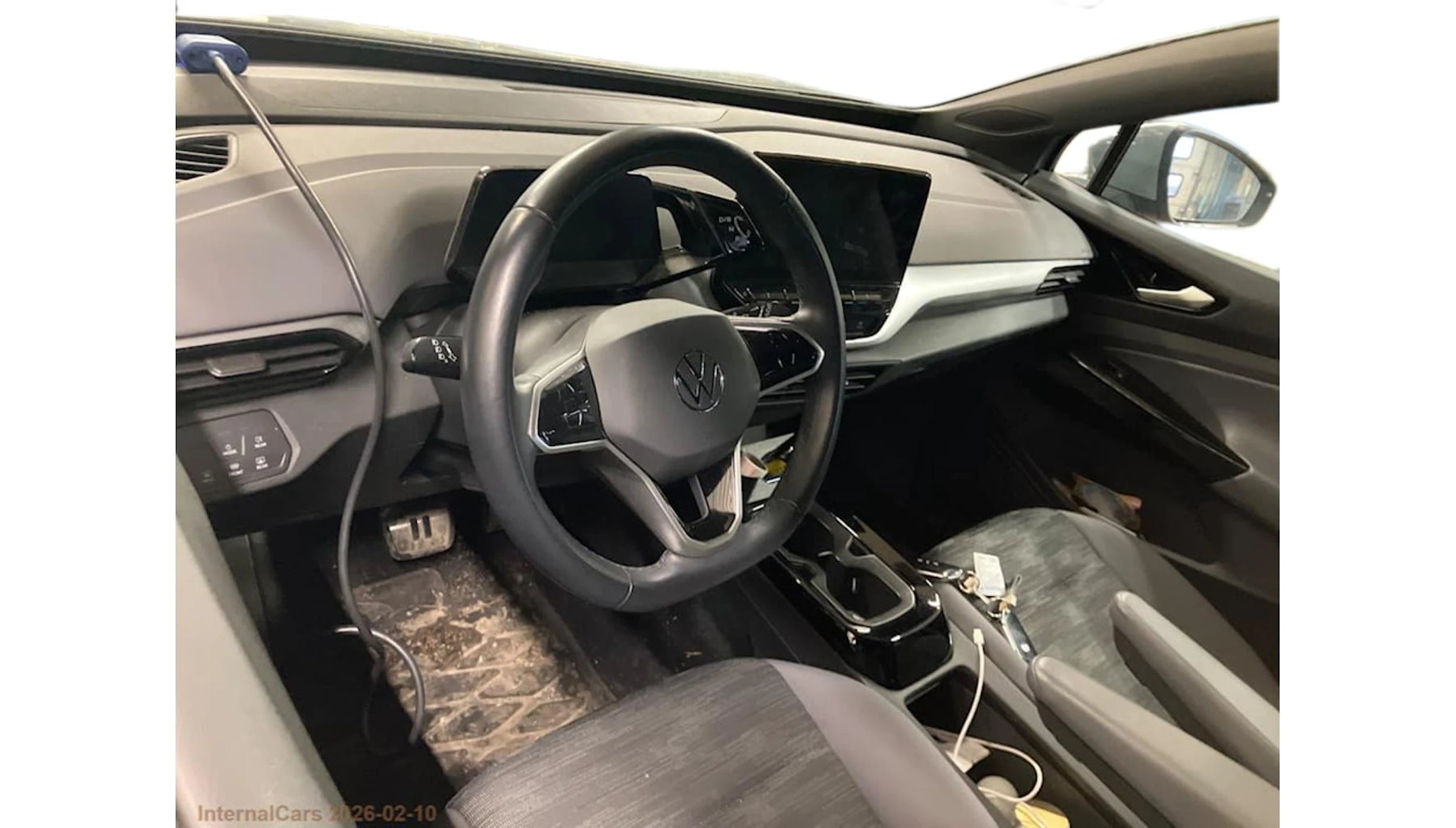 harmaa Volkswagen ID.4 2023 kuva 4.