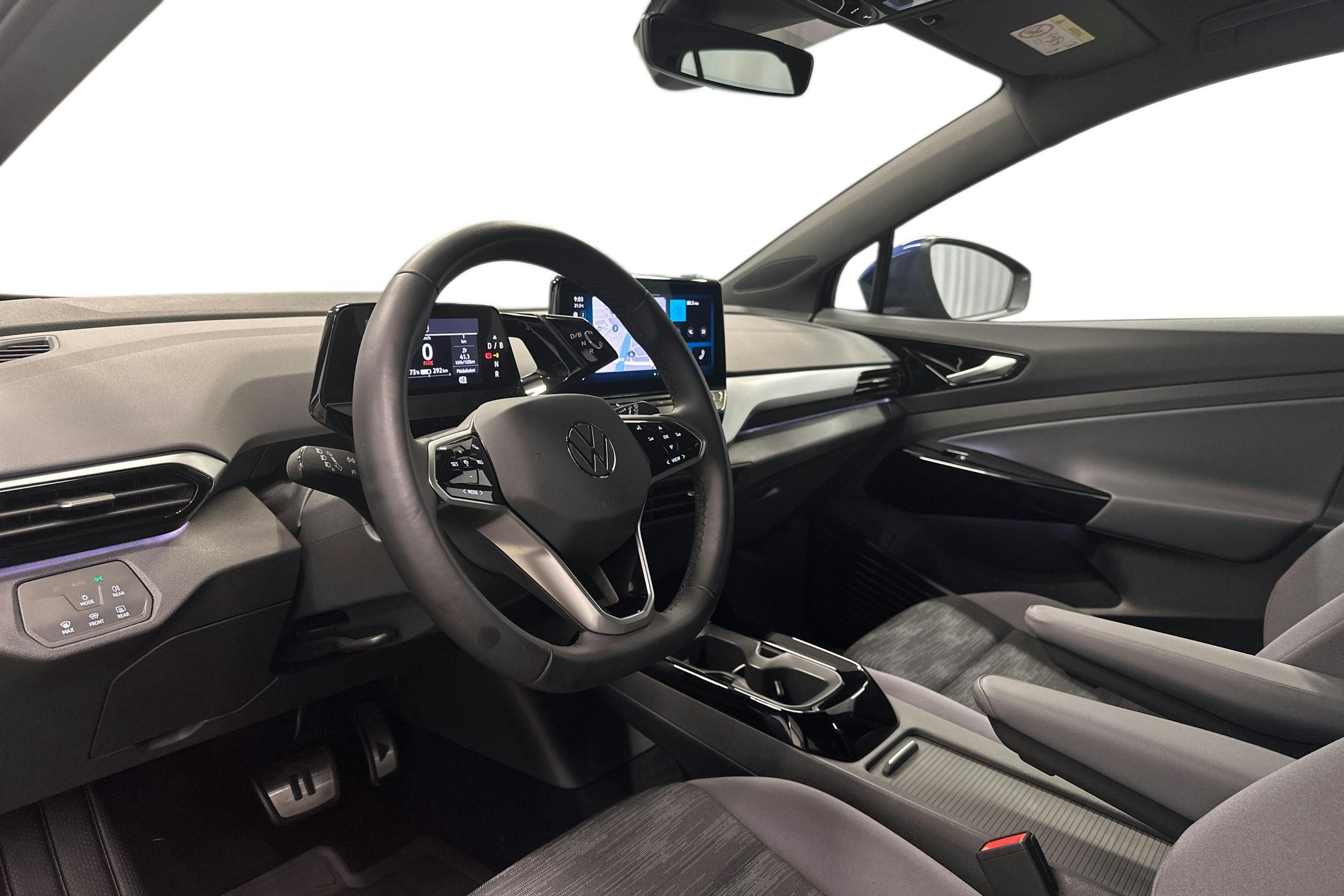 sininen Volkswagen ID.4 2023 kuva 7.