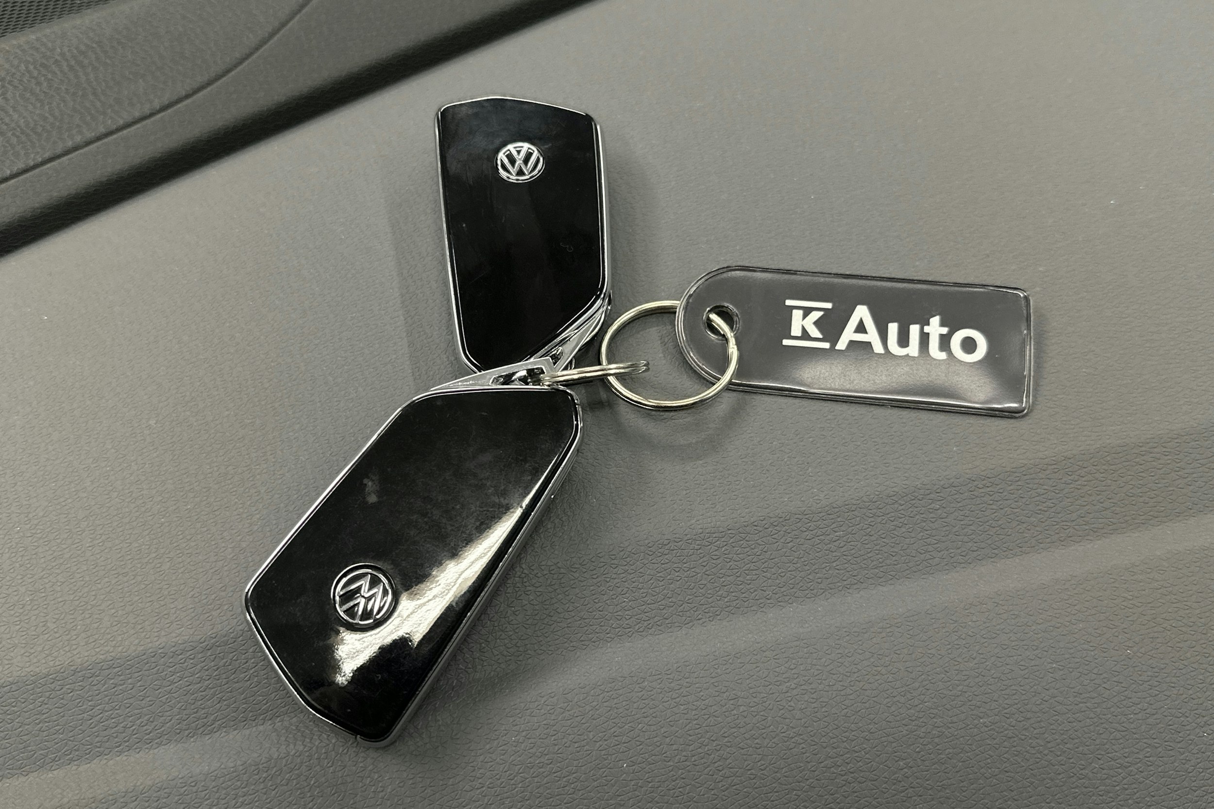 sininen Volkswagen ID.4 2023 kuva 31.