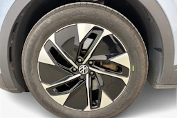 sininen Volkswagen ID.4 2023 kuva 12.