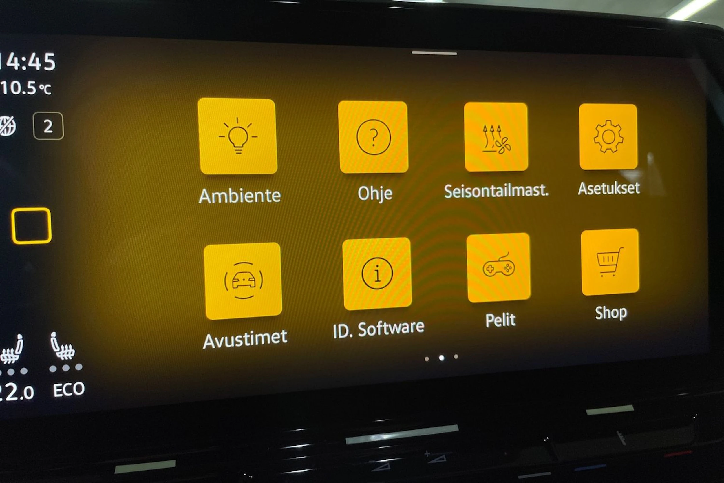 Harmaa Volkswagen ID.4 2023 kuva 16.