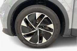 harmaa Volkswagen ID.4 2023 kuva 9.