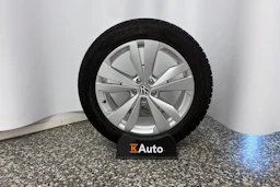 punainen Volkswagen ID.4 2023 kuva 10.
