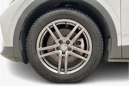 harmaa Volkswagen ID.4 2023 kuva 11.