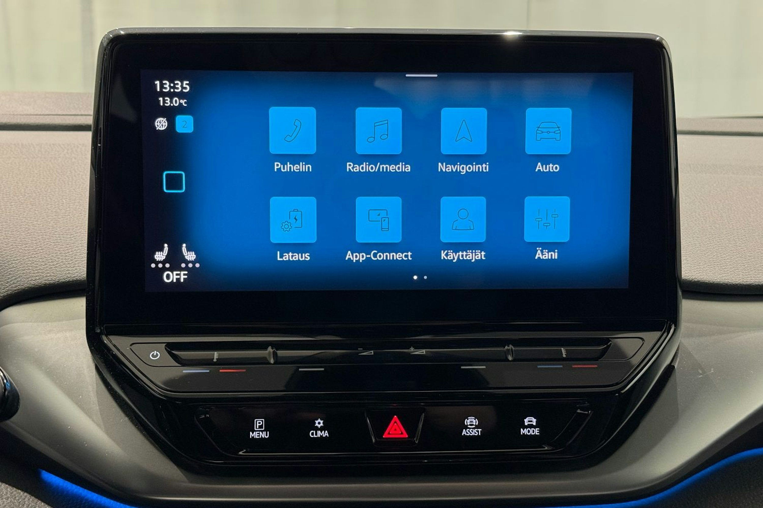 harmaa Volkswagen ID.4 2023 kuva 21.