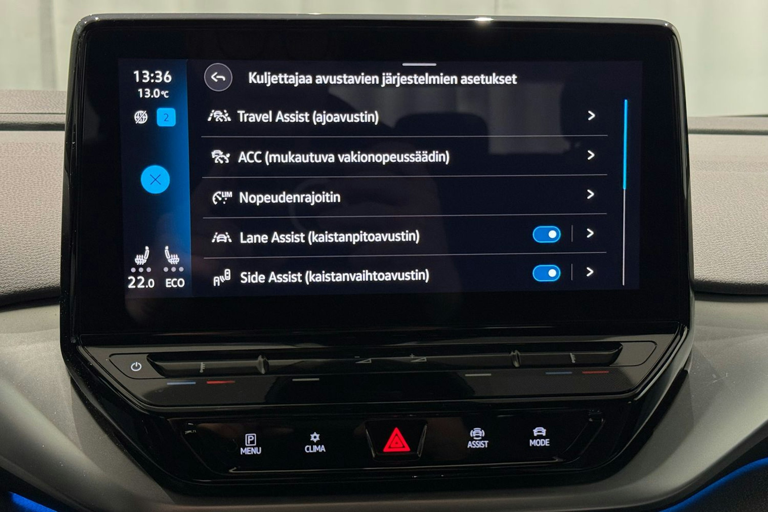 harmaa Volkswagen ID.4 2023 kuva 28.