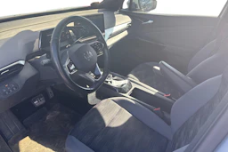 harmaa Volkswagen ID.4 2023 kuva 3.
