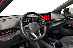 punainen Volkswagen ID.4 2023 kuva 6.
