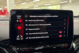 punainen Volkswagen ID.4 2023 kuva 19.