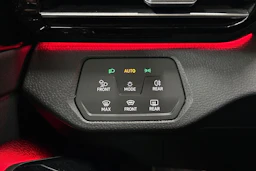 punainen Volkswagen ID.4 2023 kuva 21.