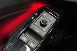 punainen Volkswagen ID.4 2023 kuva 22.