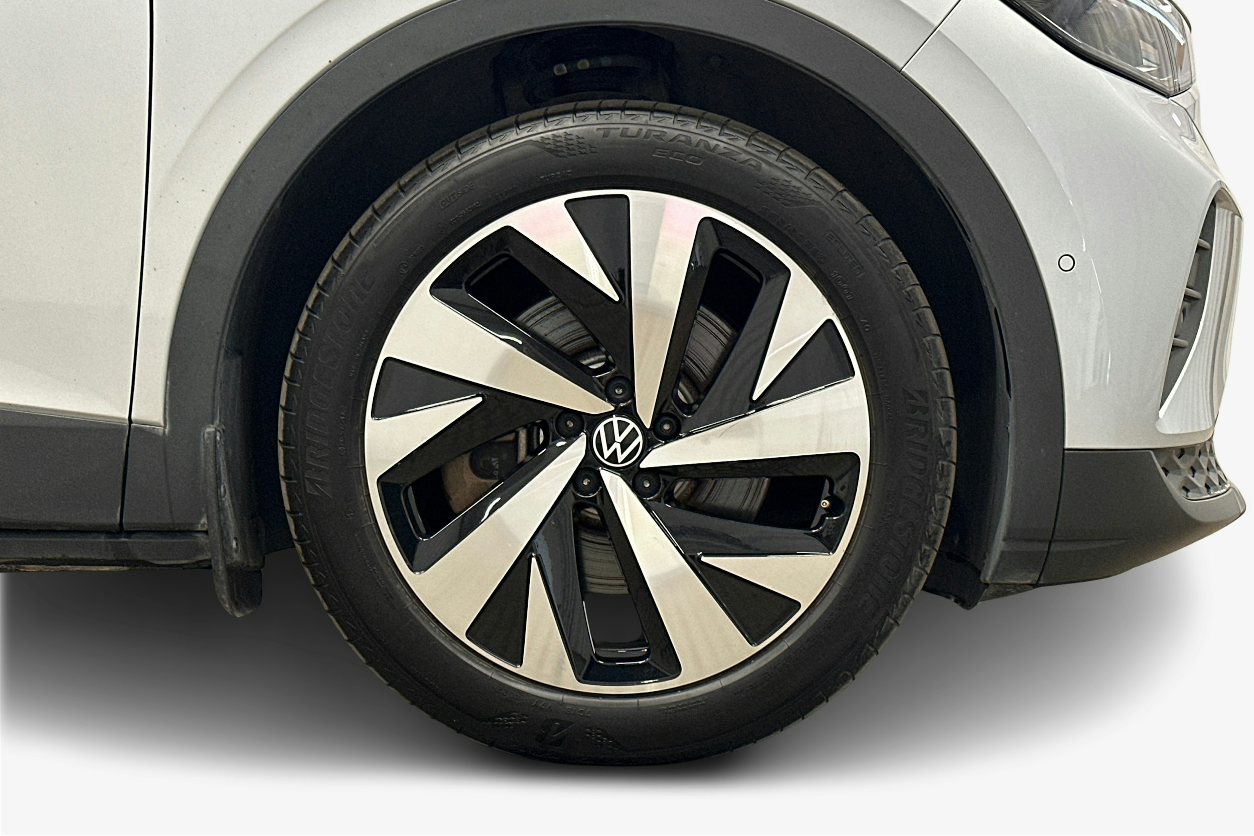 hopea Volkswagen ID.4 2023 kuva 12.